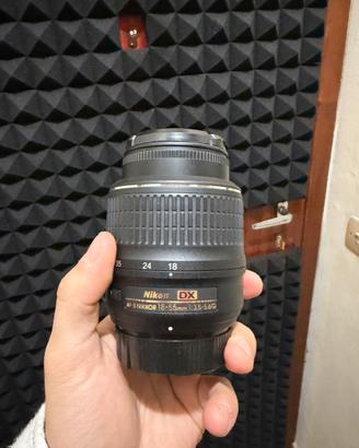 Nikon AF-S DX 18-55mm f/3.5-5.6 G VR