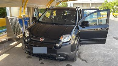 auto Fiat Panda Trussardi
