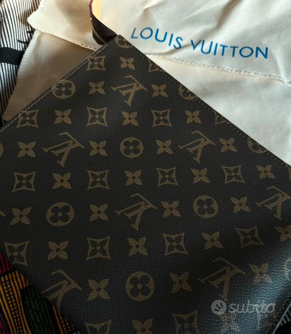 Portachiavi Louis Vuitton Uomo Donna - Abbigliamento e Accessori In vendita  a Venezia