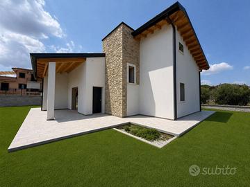 Villa di 180 m² con 5 locali a Frascati