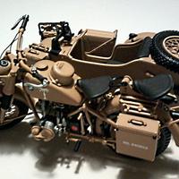 BMW R75 Afrika Korps, modello Schuco, scala 1/10