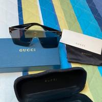 Occhiali Gucci con custodia
