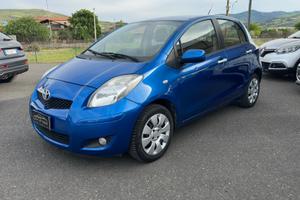 Toyota Yaris 1.0 5 porte