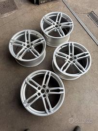 Cerchi originali Porsche da 19” per Macan – NUOVI