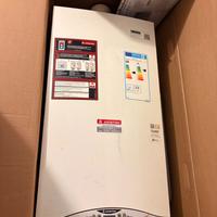 Caldaia a gas e condensazione Ariston