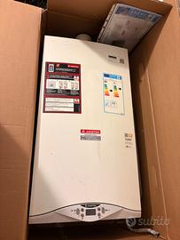 Caldaia a gas e condensazione Ariston