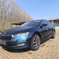 Skoda Octavia 1.5 e-TEC DSG Wagon Style