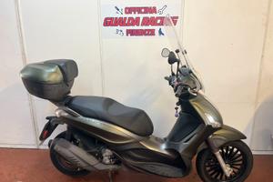 Piaggio Beverly 300 i.e. Verde