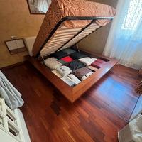 Letto matrimoniale con contenitore