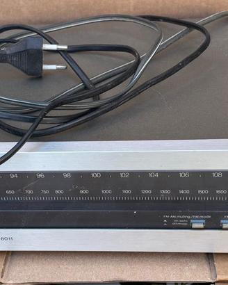 Technics FM/AM stereo Tuner ST-8011