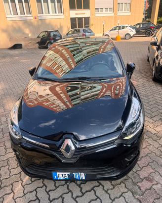 Renault  clio Moschino turbo gpl 90cv