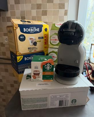 Macchina Caffè Dolce Gusto con capsule