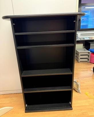 Libreria ideale per ufficio o studio