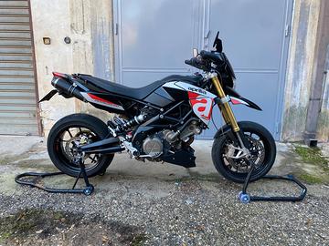 Aprilia Dorsoduro 750