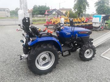 Trattore agricolo FARMTRAC 26