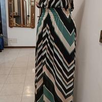 abito elegante senza spalline 