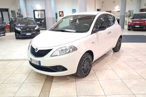 Lancia Ypsilon 1.2 69 CV 5 porte GPL Ecochic Gold