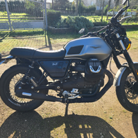 Moto guzzi v 7 rough