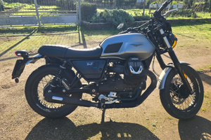 Moto guzzi v 7 rough