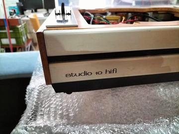 Grundig Studio 10 senza giradischi.