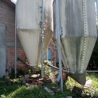 silos vetroresina per granaglie, mangimi o cereali