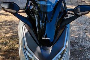 Honda Forza 350 , 2025.