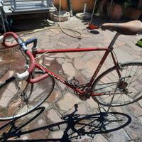 Bici corsa liberati