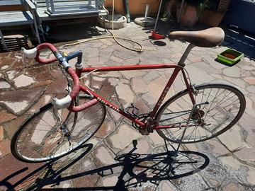 Bici corsa liberati