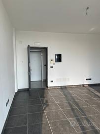 MONOLOCALE S. Nicola la strada ( reggia palace)