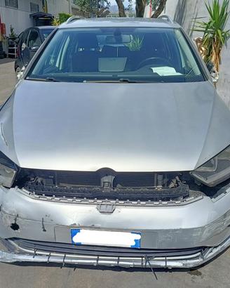 RICAMBI USATI AUTO VOLKSWAGEN Golf 7 Sportsvan CRK