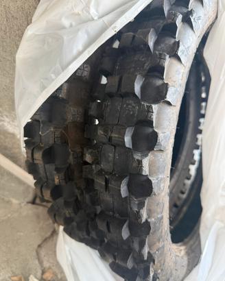 Gomme tassellate hard cross cerchio fifty