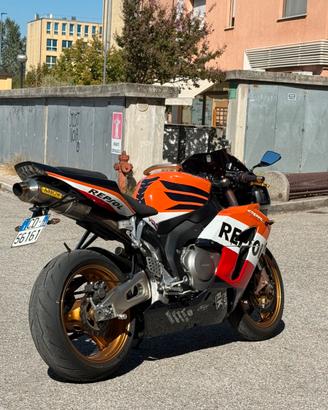 Honda cbr 1000 rr