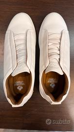 Sneakers bianche in pelle-stile casual ed elegante
