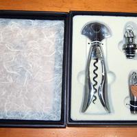Set apribottiglie con scatola