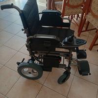sedia a rotelle elettrica