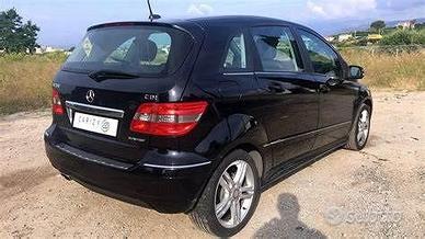 Ricambi mercedes classe b 2010