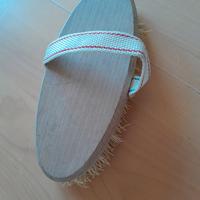 spazzola ovale per cavalli cm. 22
