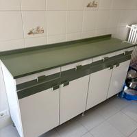 Credenza e pensili cucina (molto capienti)