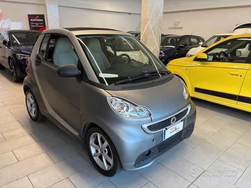 Smart ForTwo 1000 52 kW MHD cabrio pulse