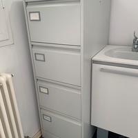 Classificatore metallico a 4 cassetti per ufficio