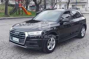 AUDI Q5 2.0 TDI 150 CV Business