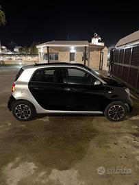 Smart Forfour 2016 – Tagliandata e Finanziabile