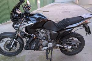 Honda Transalp XL700V perfetta