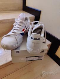 scarpe da tennis Adidas n.42