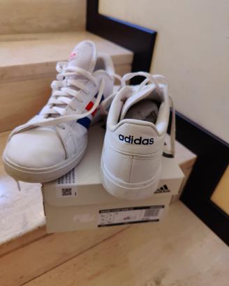 scarpe da tennis Adidas n.42