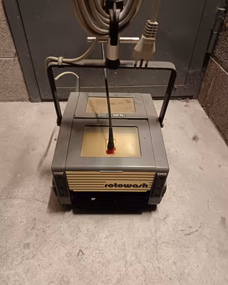 Rotowash R2 B207 lavapavimenti professionale 
