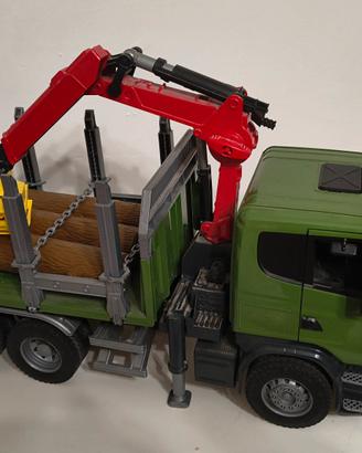 Bruder camion porta tronchi