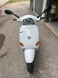 Piaggio VESPA ET2