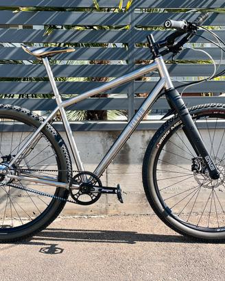Telaio titanio gravel cross Selk’nam cycles