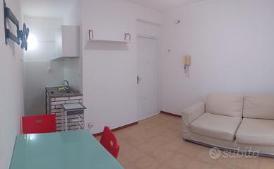 Bilocale arredato utenze incluse Aci Castello